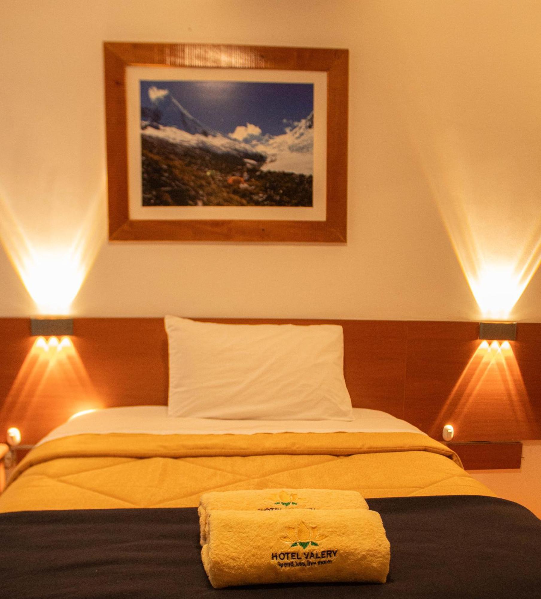 Hotel Valery 2 Estrellas Huaraz  Eksteriør billede